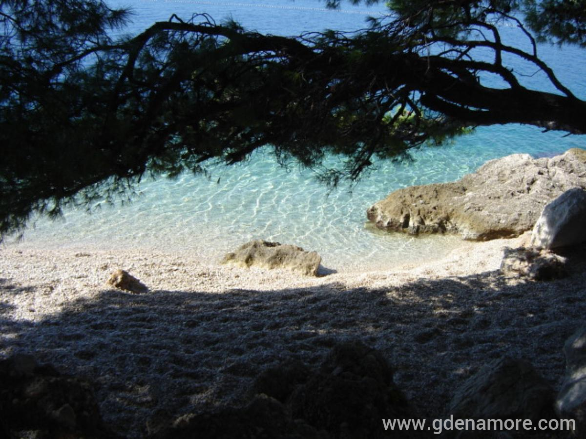 Apartmani Ursić, privatni smeštaj u mestu Brela, Hrvatska - Plaža - može proć